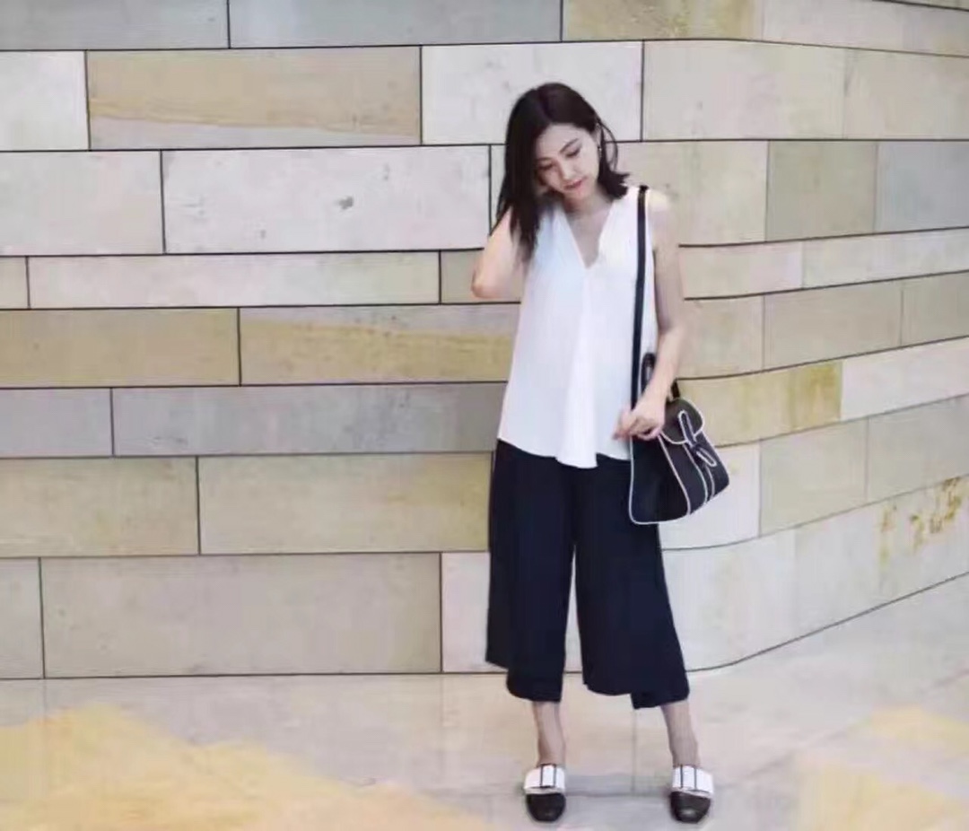 델보 브리앙 복스 토트백 미듐